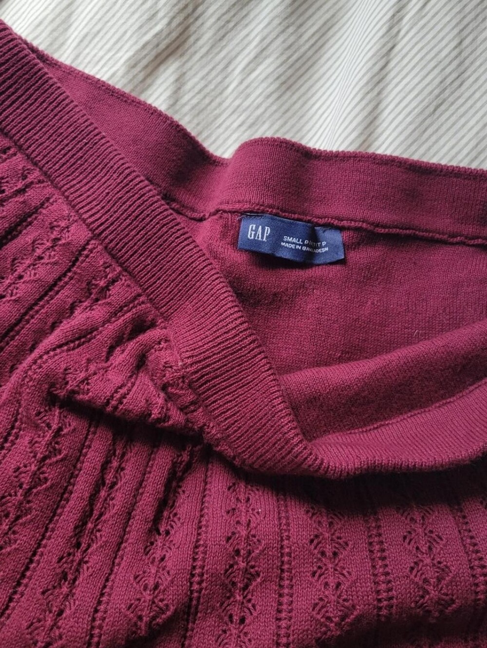 Burgundy knit cotton skirt - Picture 3 of 4